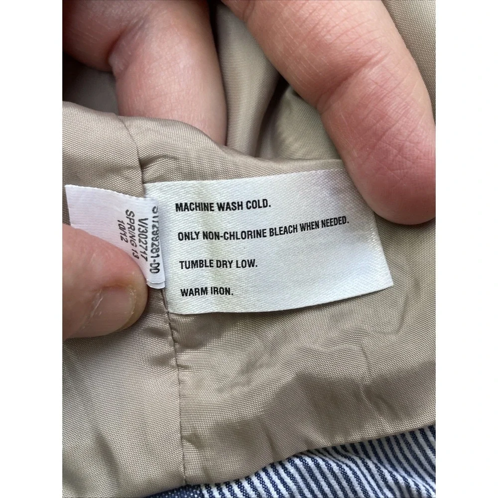 Baby Gap Boys Vest Size 4T Blue White Striped Button Up Lightweight Layering Top